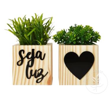 Imagem de Kit 2 Vasinhos Decorativos de Madeira com Plantas Artificiais Inclusas - Frase Espelhada Seja Luz (Madeira Clara com Preto)