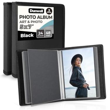 Imagem de Dunwell Álbum de fotos pequeno 12 x 17 (pacote com 2, preto), papel de montagem, fichário de apresentação de portfólio de fotos e artes, 24 capas para telas de 48 páginas, livro de imagens