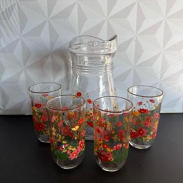 Imagem de Jogo de jarra com 4 copos de vidro decorado jardim com flores vermelho