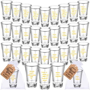 Imagem de Gejoy 50 peças de copos de shot para lembrancinhas de casamento, Take a Shot We Tie The Knot, lembrancinhas de casamento para convidados em grande quantidade com 50 etiquetas de agradecimento e 50 sacos de presente, copos de acrílico de 34 g para presente de festa de casamento