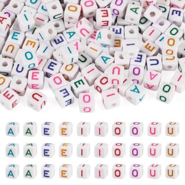 Imagem de KISSITTY 150 peças de contas de letras de vogais cúbicas acrílicas quadradas maiúsculas alfabeto A E I O U contas espaçadoras soltas a granel para fazer joias, nome, pulseira da amizade, colar, brinco