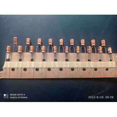 Imagem de 20x Capacitor Eletrolítico 2,2uf/50v 85º 4x7mm Serie 85700 - Siemens