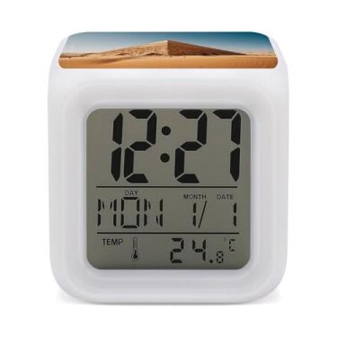 Imagem de RTFGHJS Despertador pirâmide egípcia no deserto colorido despertador pequeno visor LED despertador digital relógio compacto relógio eletrônico para quartos cabeceira mesa prateleira tamanho único