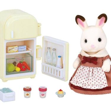 Imagem de Sylvanian Families Mãe Coelho Chocolate e Geladeira - Epoch Mag