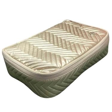 Imagem de Necessaire Matelassê Dourada, 23,5 x 16 x 6,8 cm, com Alça e Bolso Interno