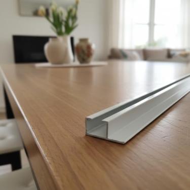 Imagem de Trilho Suíço com Aba Alumínio Max Simples Cortineiro Branco Varão Cortinas Várias Medidas (3,00 metros)