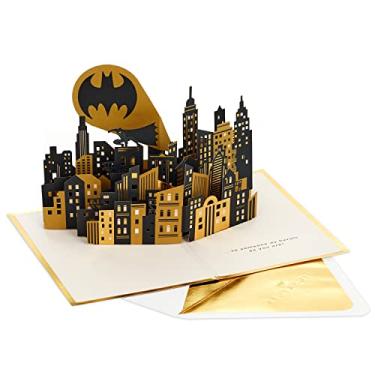 Imagem de Hallmark Cartão de aniversário Pop Up Batman para ele (Dia Épico) Cartão 3D Wonder