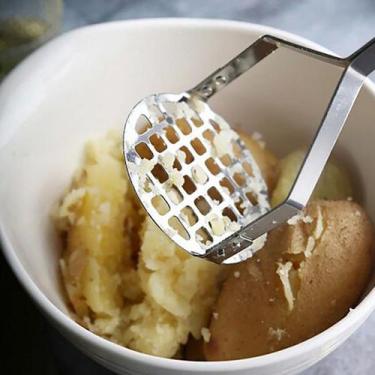 Imagem de Amassador Espremedor de Batatas Manual Profissional Aço Inox - Yaay