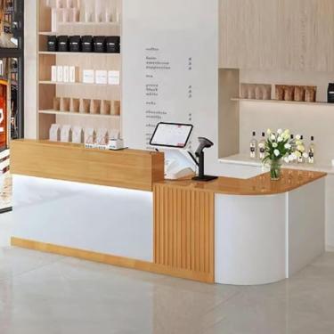Imagem de Mesa de recepção de salão, mesa recepcionista com armazenamento, mesa de escritório de madeira projetada com acabamento fino para salões de beleza, branco + marrom claro, 140 cm