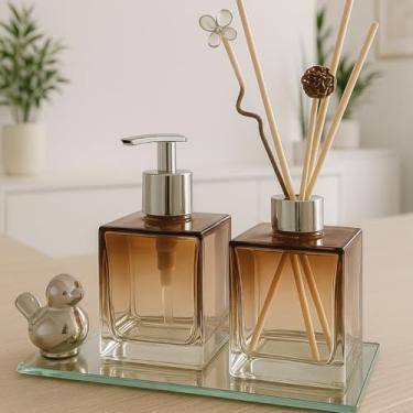 Imagem de Kit Banheiro Porta Sabonete Líquido Aromatizador De Ambiente (Kit com Refil Ambar Luxo Degradê Prata)