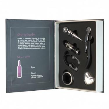 Imagem de Kit Vinho Premium "Mozão" com 5 Acessórios em Aço Inoxidável, Estojo MDF Formato Livro, Preto, Saca-Rolhas e Tampa para Garrafa