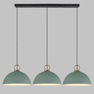 Imagem de Lustre linear moderno com 3 lâmpadas E26, ideal para sala de jantar, cozinha e ilha. Altura ajustável e cúpula metálica.