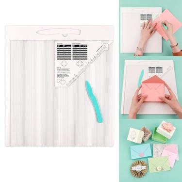 Imagem de Briartw Quadro de pontuação de 30,5 x 30,5 cm para fazer envelopes, caixas de envelope e caixas de presente – Quadro de pontuação multiuso grande com pasta de ossos e guia triangular – Ferramenta de