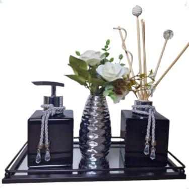 Imagem de Kit Para Banheiro Com Difusor, Porta Sabonete Líquido, Aromatizador E Bandeja Espelhada De Metal - Decoração E Organização Lavabo - Luiggi Presentes® (Preto e Prata)