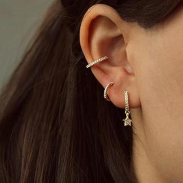 Imagem de Brincos femininos de argola pequena em ouro 14K hipoalergênicos de zircônia cúbica (um par de 15 mm)