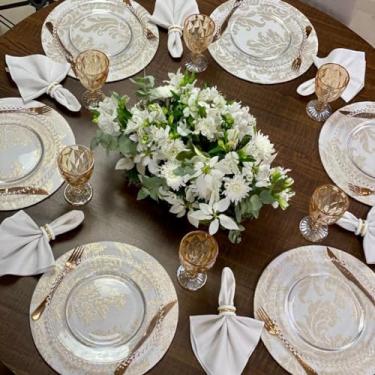 Imagem de Kit Sousplat Completo Mesa Posta para Buffet de Casamento Jantar e Eventos 80 Lugares (MEDALHÃO LUREX BRANCO E DOURADO - GUARDANAPO OFF WHITE - PG ARGOLA BRANCA E DOURADA)