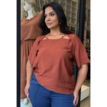 Imagem de Blusa Plus Size com Abertura nos Ombros e Aviamento