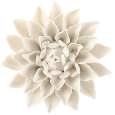 Imagem de ALYCASO Decoração de parede de flor de cerâmica arte 3D artesanal escultura de flores presentes modernos para sala de estar corredor quarto sala de jantar ao ar livre branco K5 18 cm