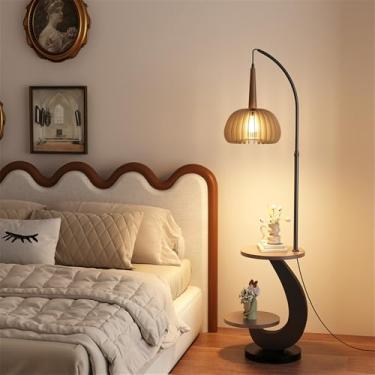 Imagem de Luminária de chão contemporânea de luxo, com design moderno e artístico, ideal para sala de estar, quarto, escritório, casa de campo, hotel ou residências. Possui LED, design retrô e criativ