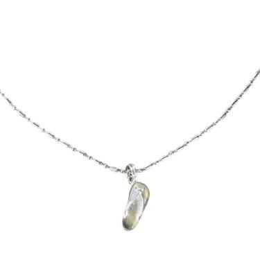 Imagem de BlueRica Colar com pingente de aço inoxidável com detalhes de cristal - borboleta, árvore da vida, sandália, cavalo-marinho, dólar de areia, gato na bola de fio, 16 Inches, Aço inoxidável, Sem Pedra