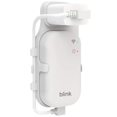 Imagem de Suporte de tomada de parede para núcleo do módulo Blink Sync – Suporte para economia de espaço para câmeras de segurança Blink, design sem perfuração com fiação oculta e cabo curto integrado
