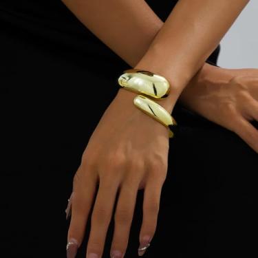 Imagem de Pulseira grossa para mulheres em tom de ouro, pulseira moderna, joias modernas, presentes de natal, presentes de amizade para mulheres, dia dos namorados, Medium, Latão, Sem Pedra Preciosa