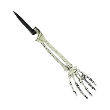 Imagem de Estacas De Jardim De Esqueletos De Halloween Com Cabeça E Mão De Cavei