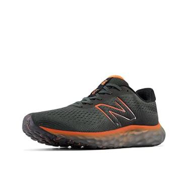 Imagem de New Balance Tênis de corrida masculino 520 V8, Preto/calêndula quente, 11 X-Wide