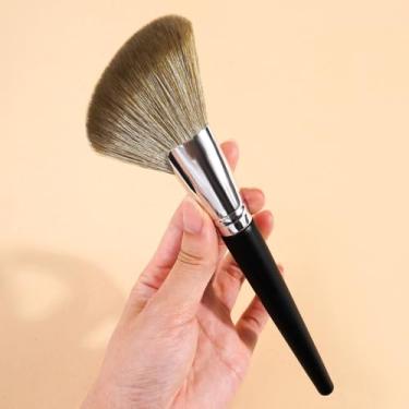 Imagem de Pincéis de maquiagem, perfeitos para base e iluminador, não irrita a pele e lavável (preto prata)