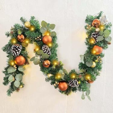 Imagem de WANNA-CUL Guirlanda de Natal Pré-Iluminada de 6 Pés/72 Polegadas com Decoração de Luzes para Manto com Enfeites de Bola de Natal de Ouro de Cobre, 30 Luzes Led Operadas por Bateria