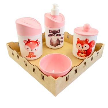 Imagem de Kit Higiene Bebê Floresta Encantada c/bandeja MDF - Menino e Menina (Quadrada Crua/Rosa)