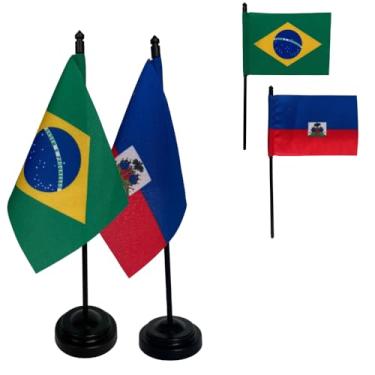 Imagem de Kit Bandeiras de Mesa Brasil e Haiti, Base e Haste em Plástico Preto, Tecido Oxford, Uma Face