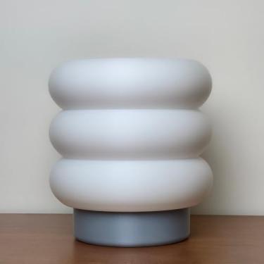 Imagem de Luminária e Abajur Mini Nuvem de Mesa LED para Quarto e Escritório | Design Moderno (Urbano)