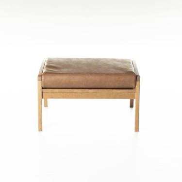 Imagem de Puff Mag 38 cm x 60 cm x 68 cm - Casavee, Courino Caramelo