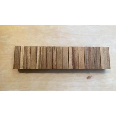 Imagem de GOGREEBELL Suporte de parede para piano | Suporte de parede dobrável com 6 ganchos | Ganchos para casaco resistentes. Madeira de acácia (cor original da madeira). Comprimento 56 cm