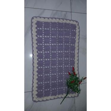 Imagem de Tapete Decorativo de Crochê Artesanal, Passadeira Retangular em Lilás e Branco, Estilo Vazado, 75x42cm