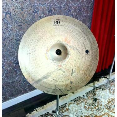 Imagem de Ride BFC Brazilian Finest Cymbals Dry Dark Extra Dry 24 (Exclusivo) em
