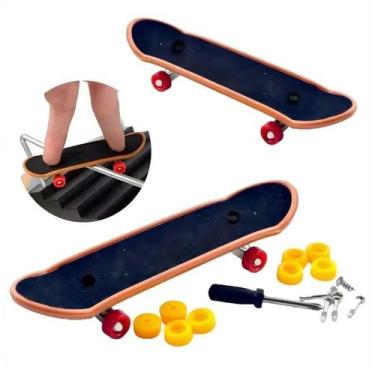 Imagem de Mini Skate De Dedo Fingerboard 9,5cm Pro Deck Kit 2 Skates Com Acessór