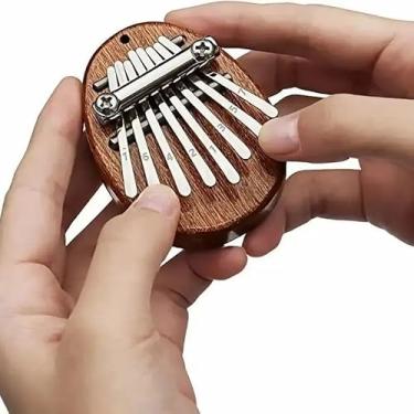 Imagem de LinaLife 8 teclas mini kalimba requintado dedo polegar piano marimba musical bom acessório pingente presente para crianças, adultos e iniciantes, bolso musical