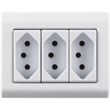 Imagem de Caixa De Sobrepor Com 3 Tomadas 2p+t 20 A 250 V Tramontina Lizflex Branca