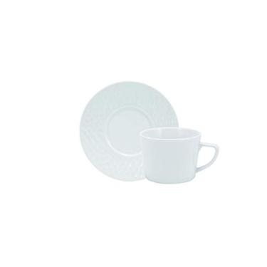 Imagem de Estojo com 6 xícaras de chá com pires. Modelo redondo com relevo ártico. Branca. Fabricado pela porcelana schmidt.