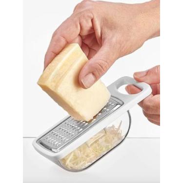 Imagem de Ralador aço Inox Prancha Com Reservatório resistente 13cm - Gedex