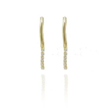 Imagem de Brinco De Fita Com Zircônias Na Ponta Folheado Em Ouro 18k