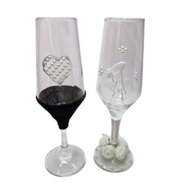 Imagem de 2 Taças Vidro Casamento Noivos Romântico