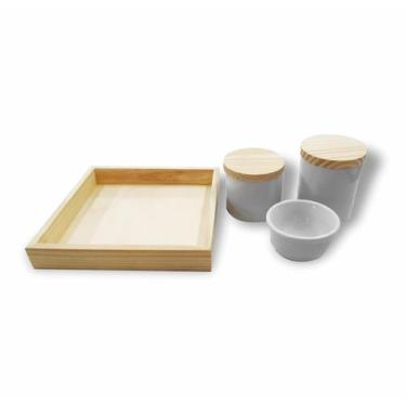 Imagem de Jogo com 4 kits de bebê de porcelana com bandeja e tampas de madeira -
