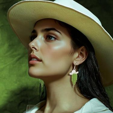 Imagem de Western Cowgirl Chapéu esmaltado brilhante strass borla brincos pendentes baile shows country roupas cowboy roupas rodeio joias presente para mulheres, cristal verde e chapéu branco