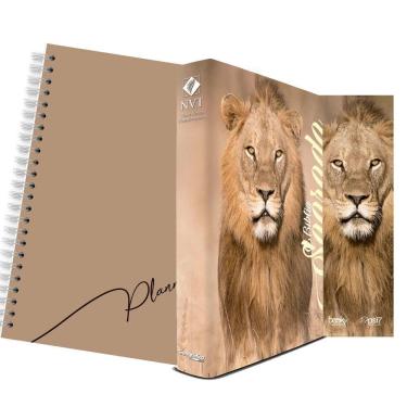 Imagem de Kit Leão no Campo de Trigo - Planner Capa Lisa + Bíblia Capa Dura NVT + Marca Página