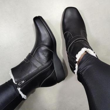 Imagem de Bota Feminina Forrada Lanus Couro Pelinhos Neve Impermeável,  35, Pret