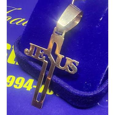 Imagem de Pingente Cruz Jesus Religião Vazado Ouro 18 Kilates Peso 3.05 Gramas 2
