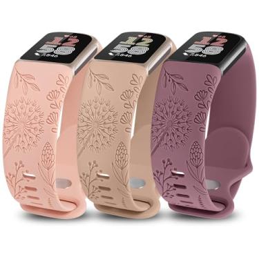 Imagem de Minyee Pacote com 3 pulseiras florais gravadas compatíveis com Fitbit Charge 6 Bands/Fitbit Charge 5 pulseiras femininas, linda e macia de silicone dente-de-leão padrão de flor esportiva designer esportiva alça de verão chique para Charge 6/5 (Nude, rosa e violeta, apenas para Charge 6/Charge 5)